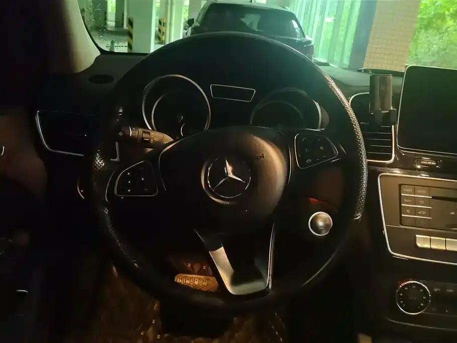 Imported Mercedes-Benz GLE 2018 GLE 320 4MATIC Dynamic Limited Edition — миниатюра 15