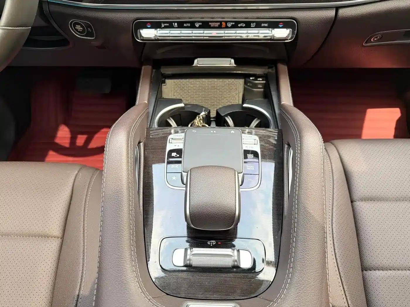 Imported Mercedes-Benz GLE 2020 GLE 350 4MATIC Fashion Model — миниатюра 13