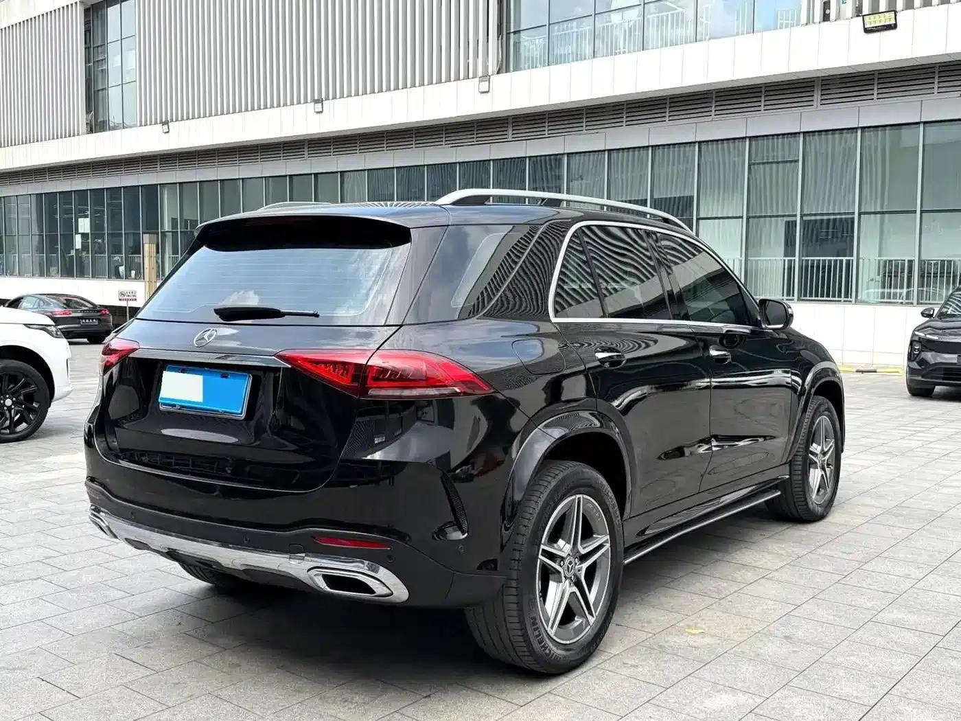 Imported Mercedes-Benz GLE 2020 GLE 350 4MATIC Fashion Model — миниатюра 17