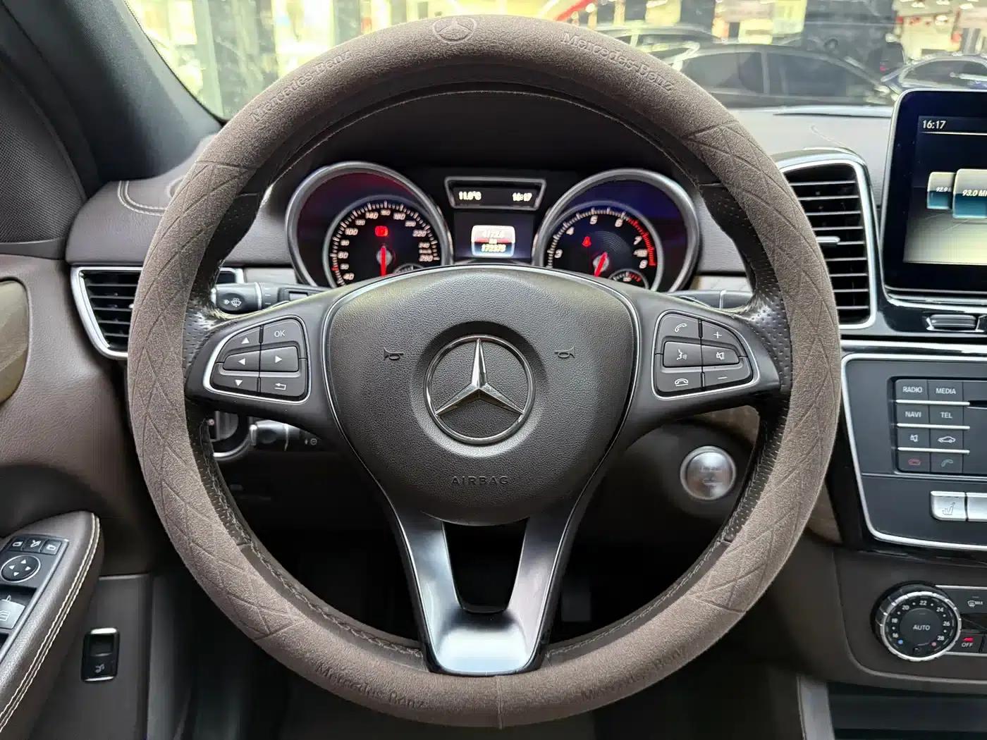 Imported Mercedes-Benz GLE 2016 GLE 400 4MATIC — миниатюра 10