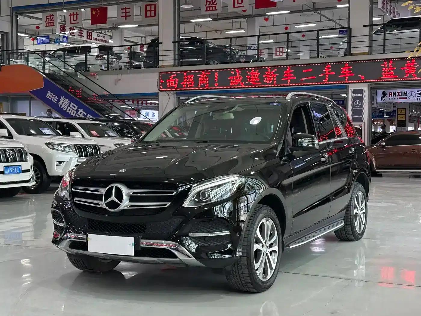 Imported Mercedes-Benz GLE 2017 GLE 400 4MATIC — миниатюра 1