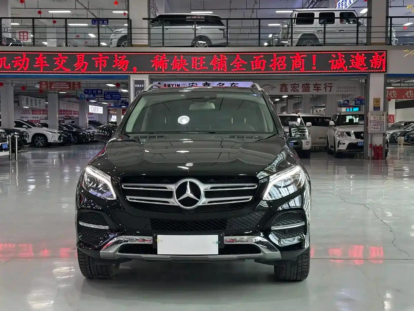 Imported Mercedes-Benz GLE 2017 GLE 400 4MATIC — миниатюра 2