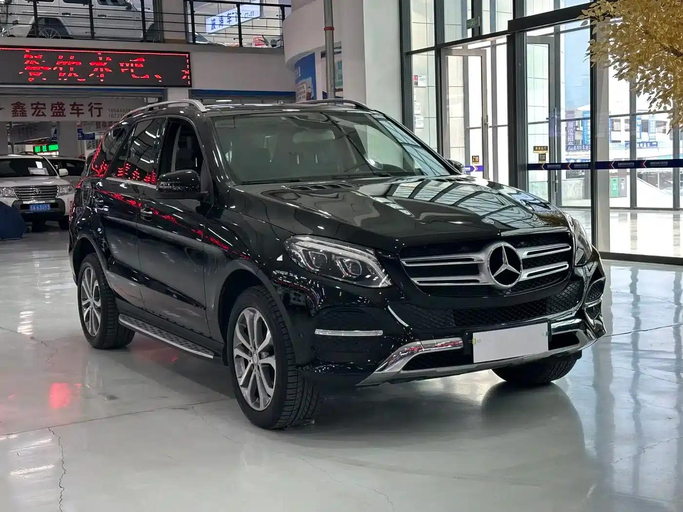 Imported Mercedes-Benz GLE 2017 GLE 400 4MATIC — миниатюра 3