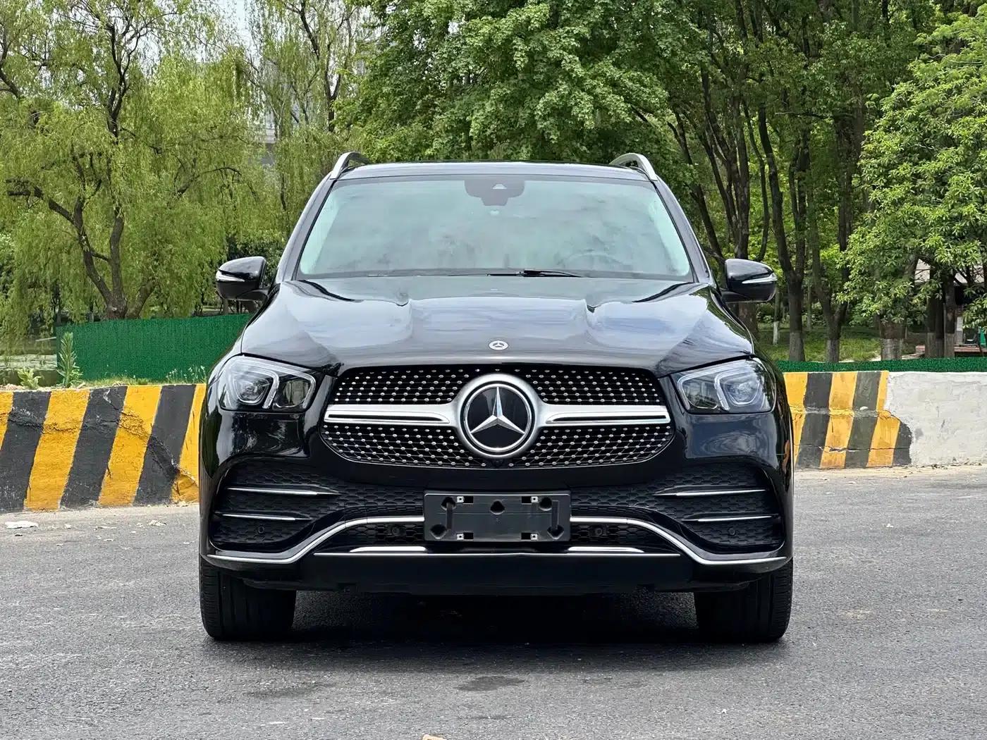 Mercedes-Benz GLE (Imported) 2022 GLE 350 4MATIC Fashion Model — миниатюра 2