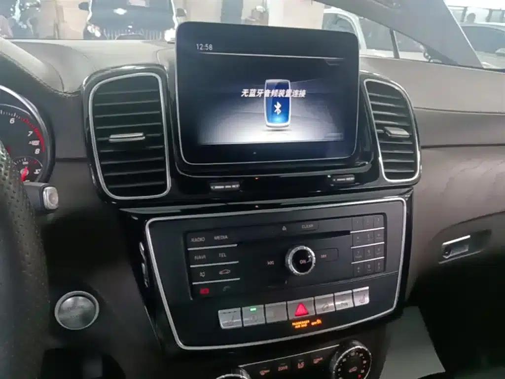 Imported Mercedes-Benz GLE 2017 GLE 320 4MATIC Dynamic — миниатюра 13