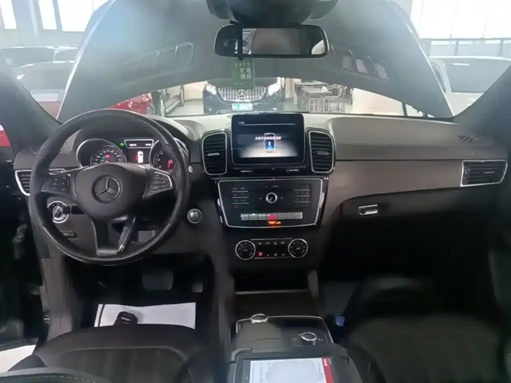 Imported Mercedes-Benz GLE 2017 GLE 320 4MATIC Dynamic — миниатюра 10