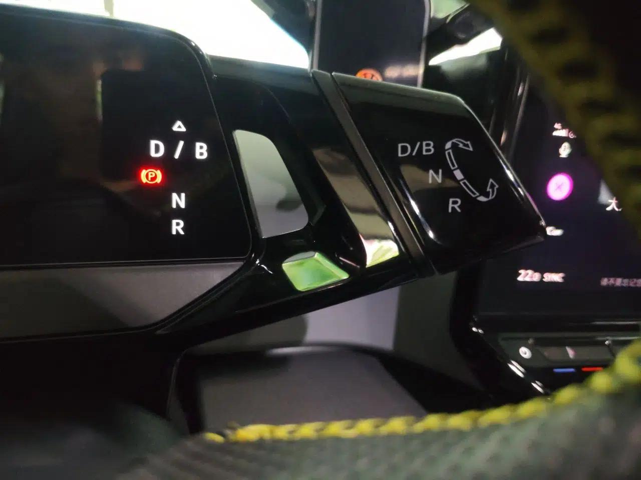 Volkswagen ID.3 2023 Pure Smart Edition — миниатюра 15