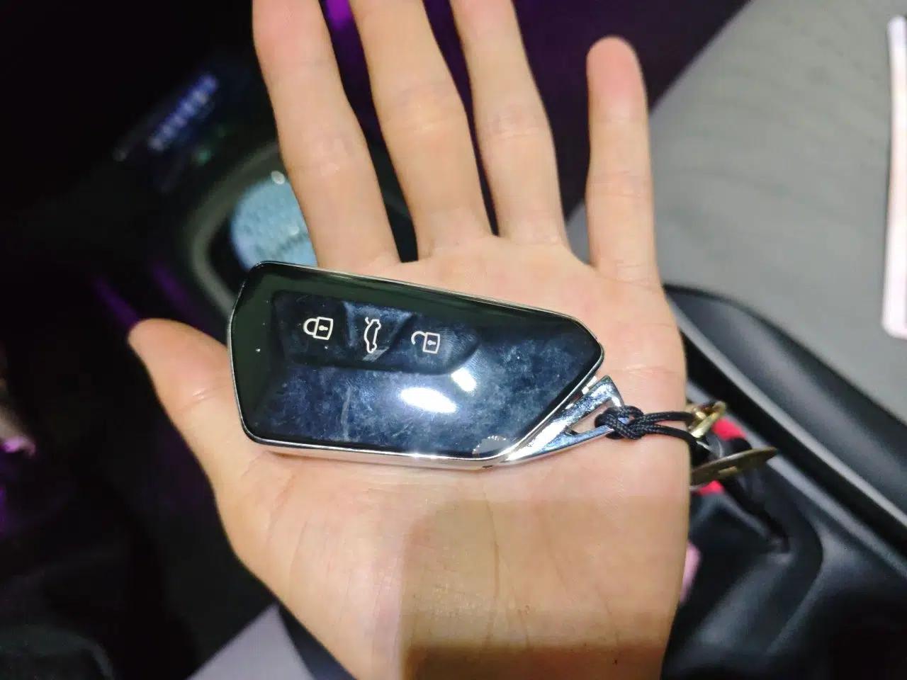 Volkswagen ID.3 2023 Pure Smart Edition — миниатюра 9