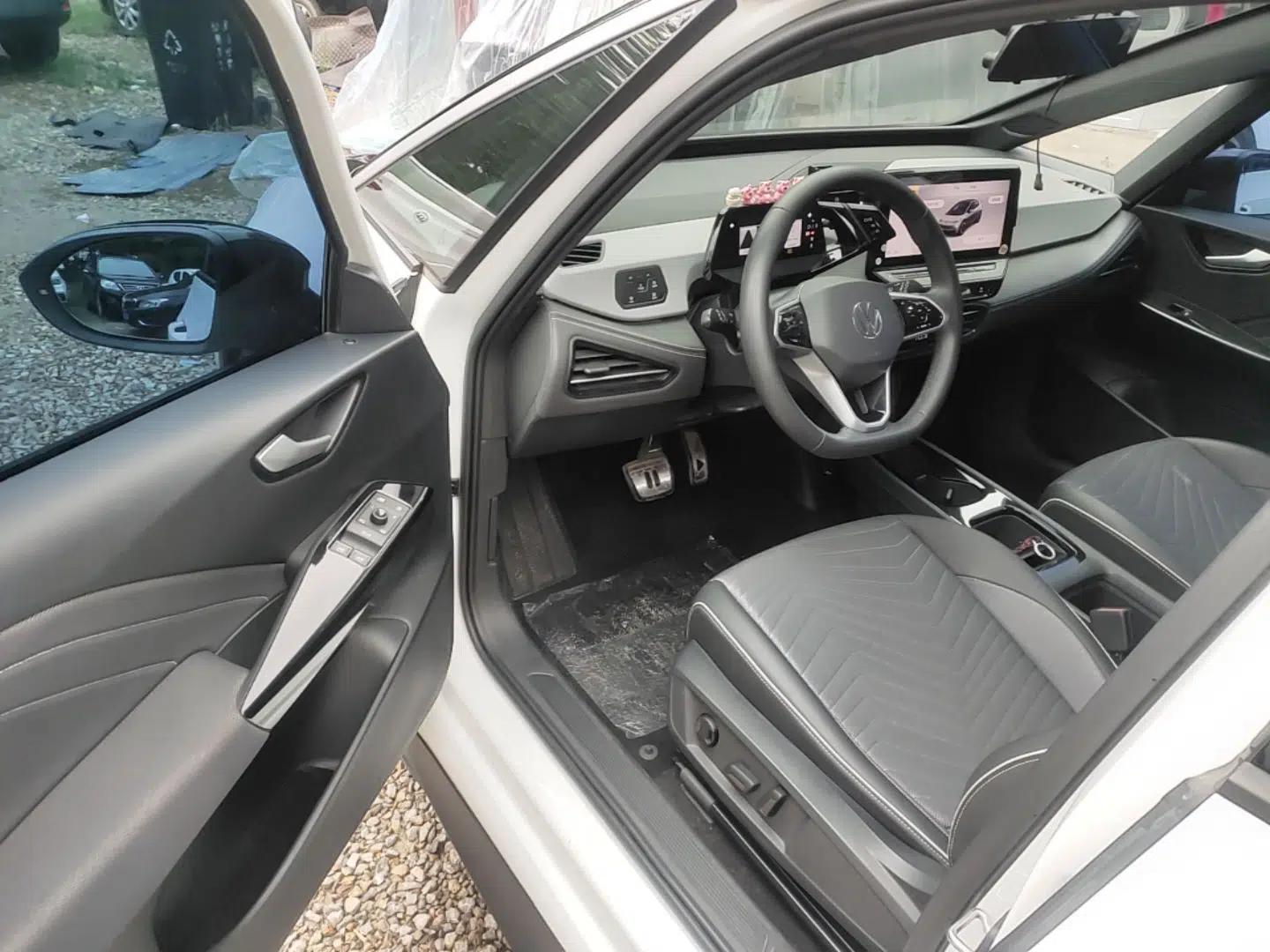 Volkswagen ID.3 2024 Outstanding Edition — миниатюра 19