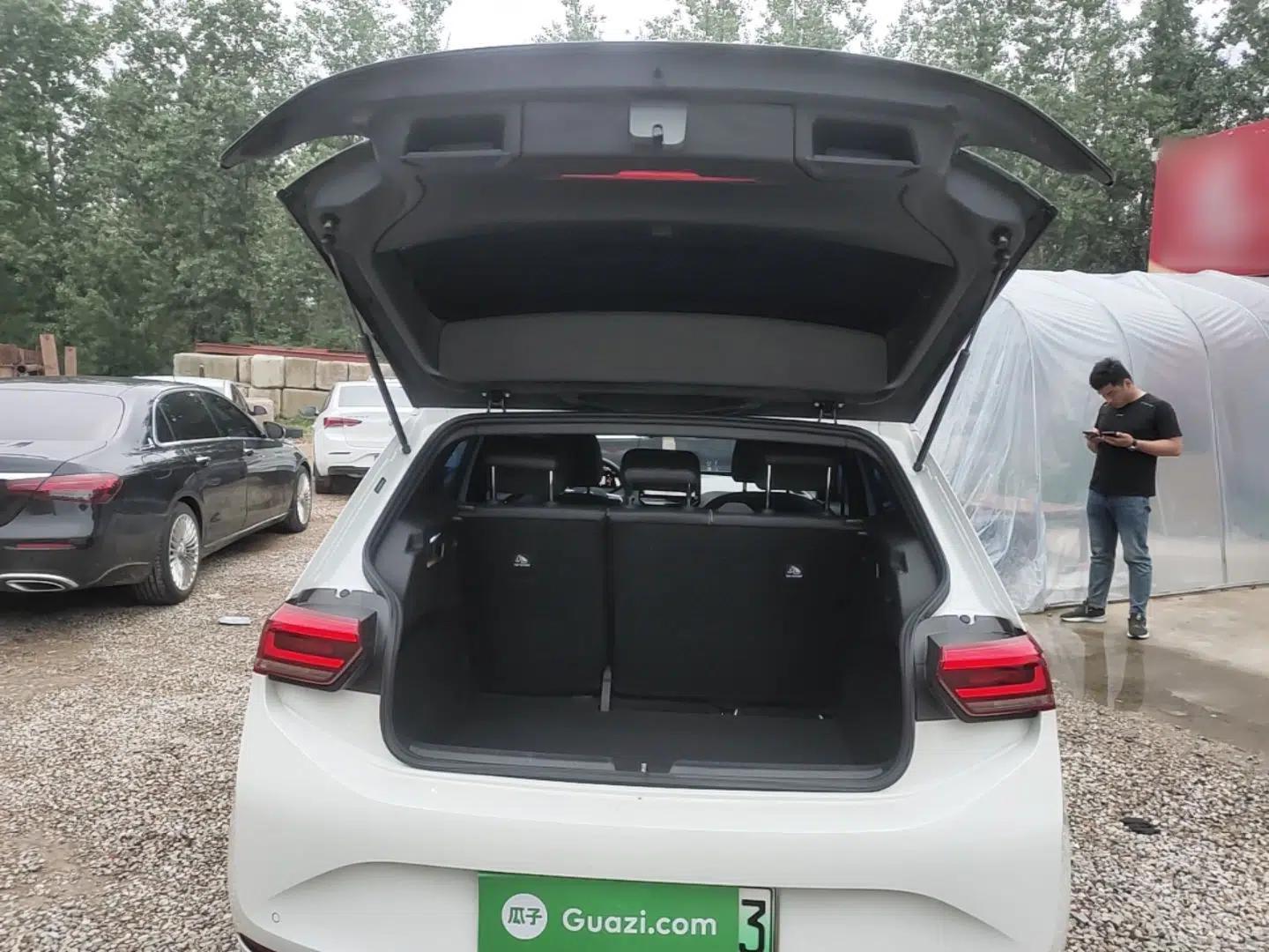 Volkswagen ID.3 2024 Outstanding Edition — миниатюра 22