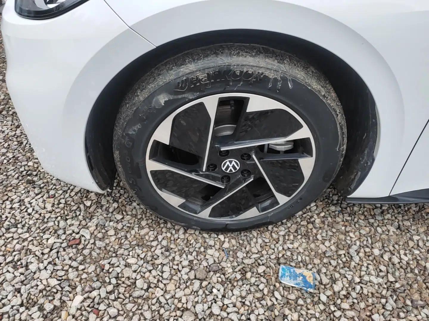 Volkswagen ID.3 2024 Outstanding Edition — миниатюра 8