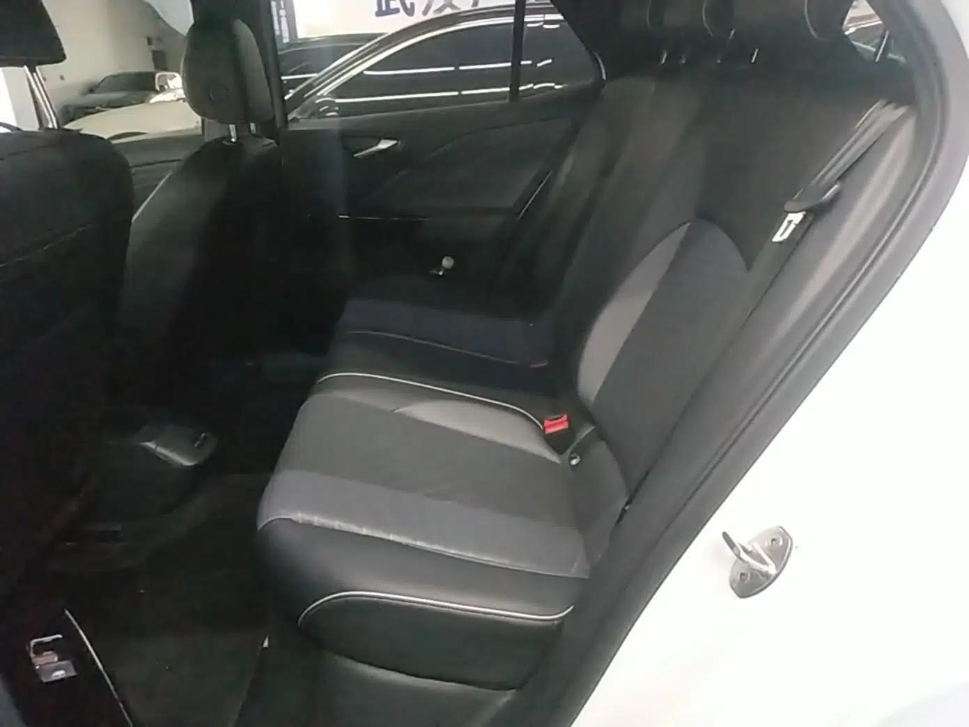 Volkswagen ID.3 2023 Upgraded Version Smart Intelligence Edition — миниатюра 20