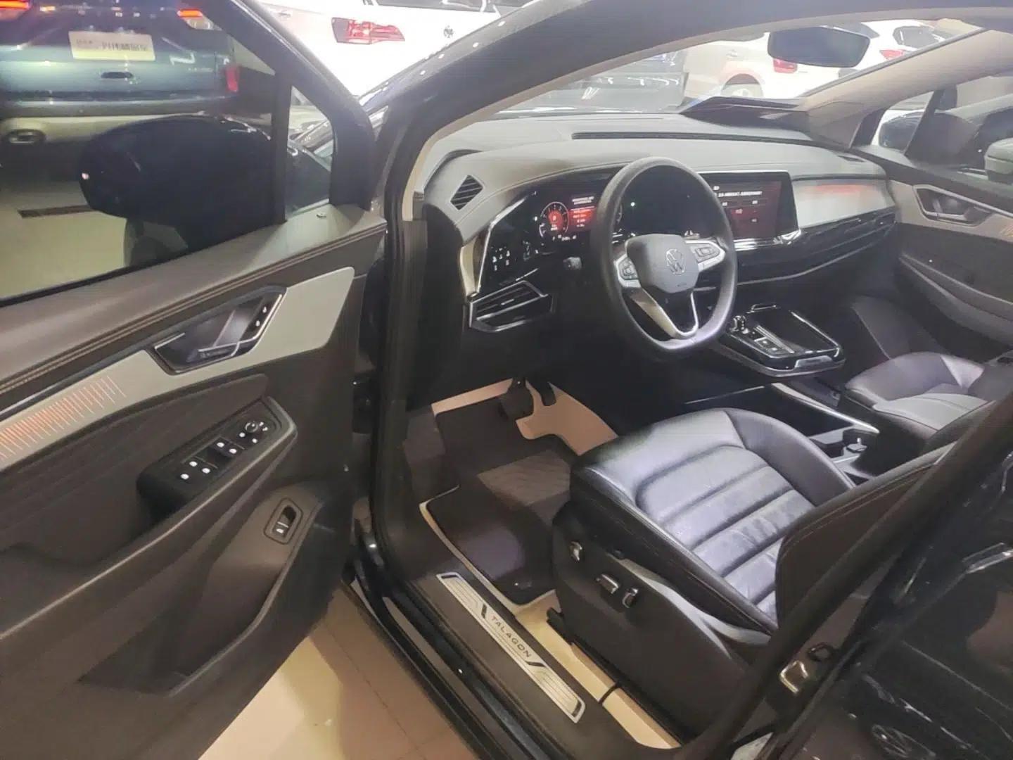 Volkswagen Talagon 2022 380TSI All-Wheel-Drive Luxury Prestige Pro 7-Seater — миниатюра 19