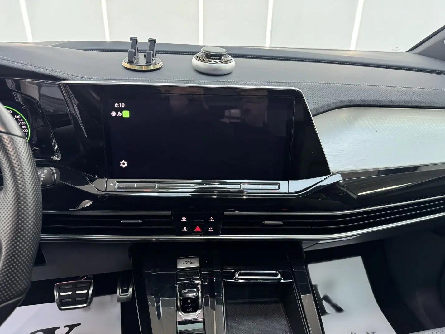 Volkswagen Talagon 2021 380TSI Four-Wheel Drive R-Line Touareg Edition — миниатюра 14