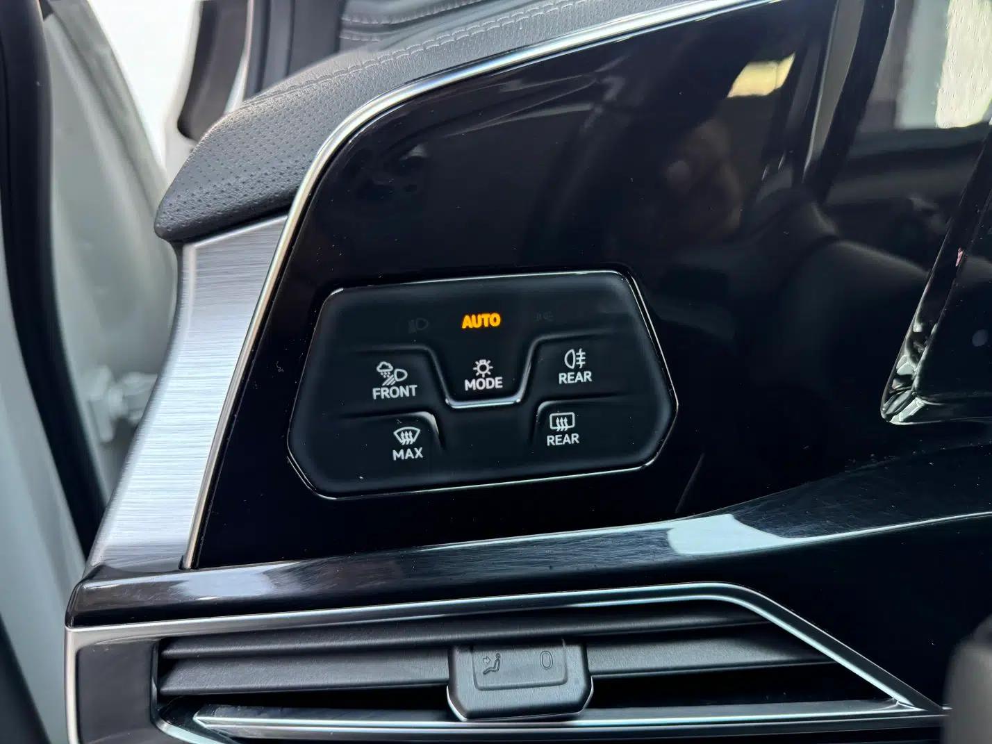 Volkswagen Talagon 2021 380TSI Four-Wheel Drive R-Line Touareg Edition — миниатюра 15