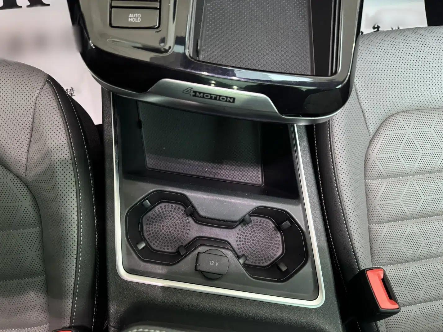 Volkswagen Talagon 2021 380TSI Four-Wheel Drive R-Line Touareg Edition — миниатюра 16