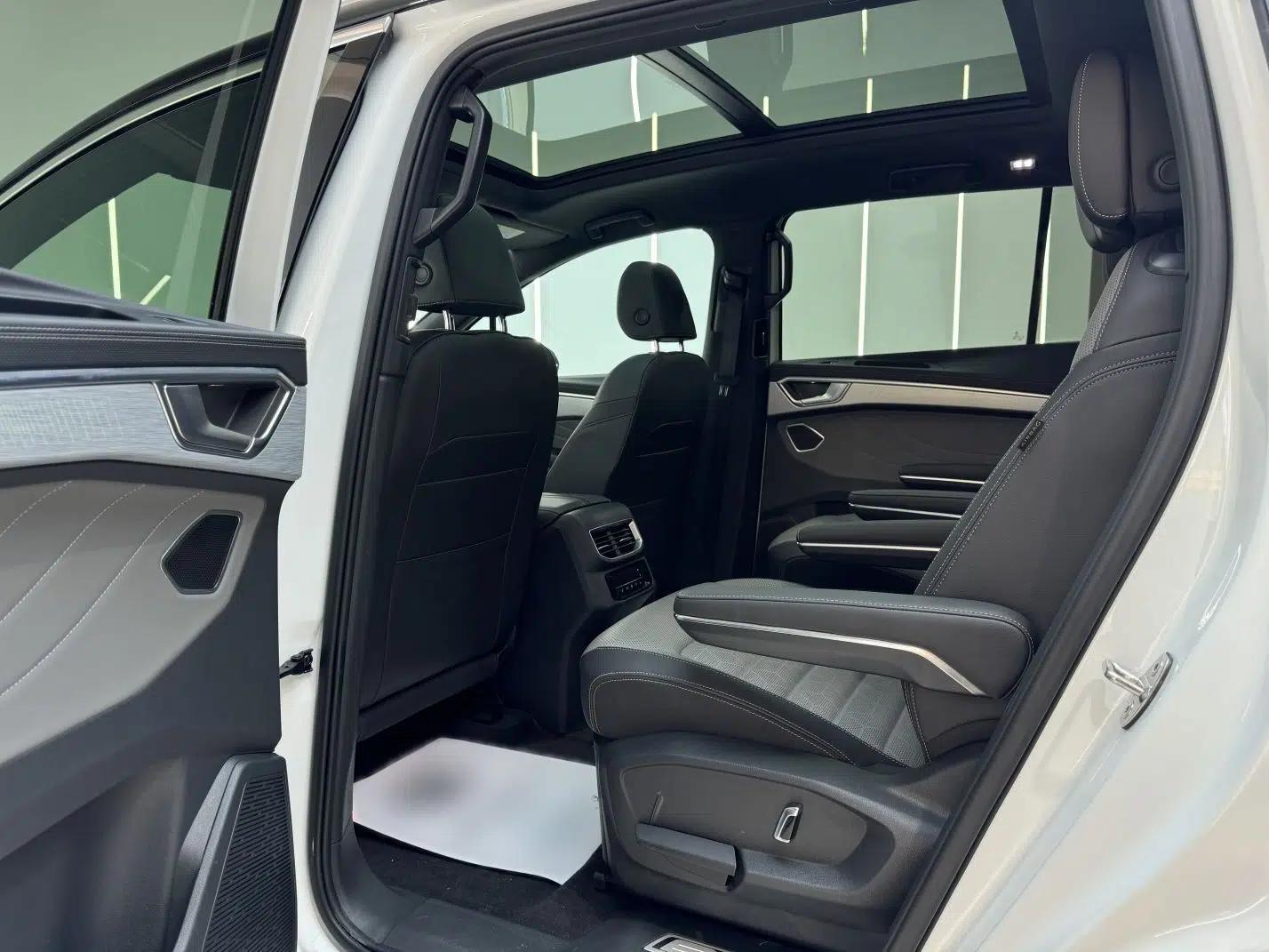Volkswagen Talagon 2021 380TSI Four-Wheel Drive R-Line Touareg Edition — миниатюра 19