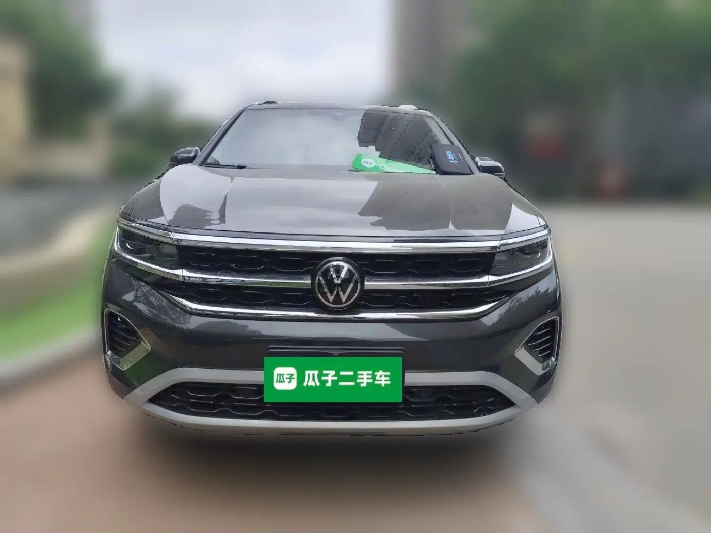 Volkswagen Talagon 2022 380TSI Four-Wheel Drive Luxury "Jiajing" Edition Pro 6 Seats — миниатюра 2