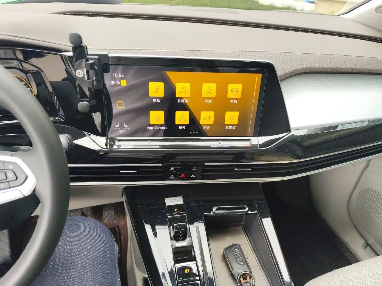 Volkswagen Talagon 2022 380TSI Four-Wheel Drive Luxury "Jiajing" Edition Pro 6 Seats — миниатюра 14