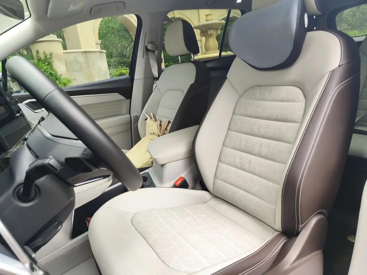 Volkswagen Talagon 2022 380TSI Four-Wheel Drive Luxury "Jiajing" Edition Pro 6 Seats — миниатюра 16