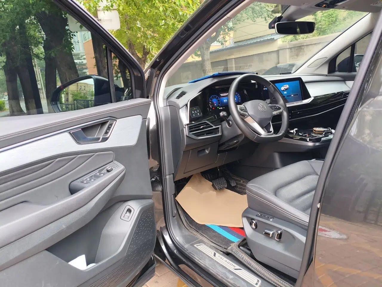 Volkswagen Talagon 2022 380TSI Four-Wheel Drive Luxury "Jiajing" Edition Pro 6 Seats — миниатюра 17