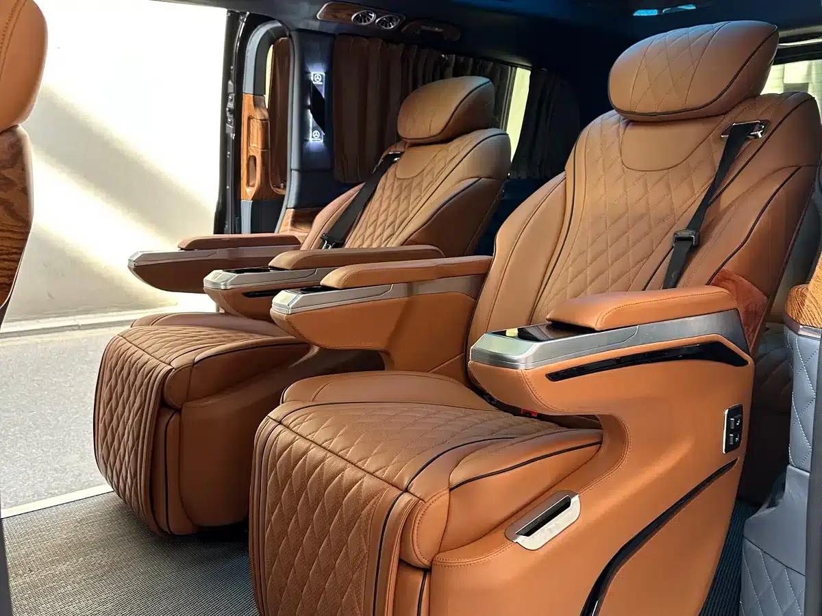 Mercedes-Benz V-Class 2022 V 260 L Long Wheelbase Luxury Edition — миниатюра 14