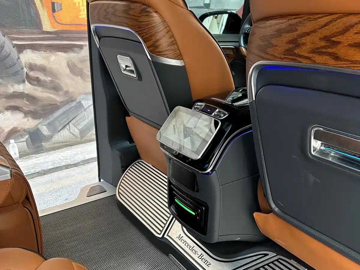 Mercedes-Benz V-Class 2022 V 260 L Long Wheelbase Luxury Edition — миниатюра 7