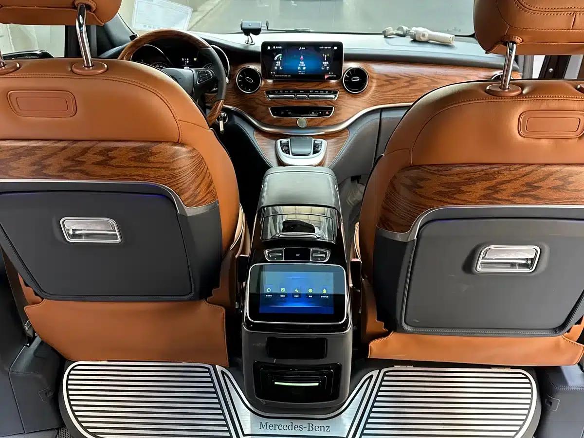 Mercedes-Benz V-Class 2022 V 260 L Long Wheelbase Luxury Edition — миниатюра 10