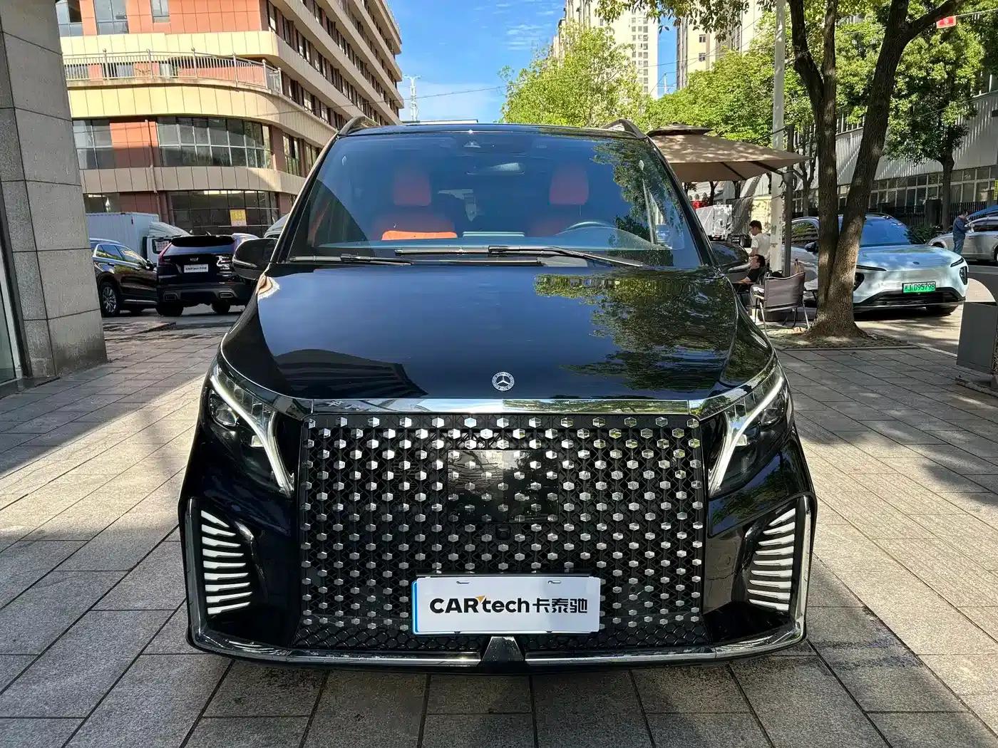 Mercedes-Benz V-Class 2022 V 260 Navigator Edition — миниатюра 10