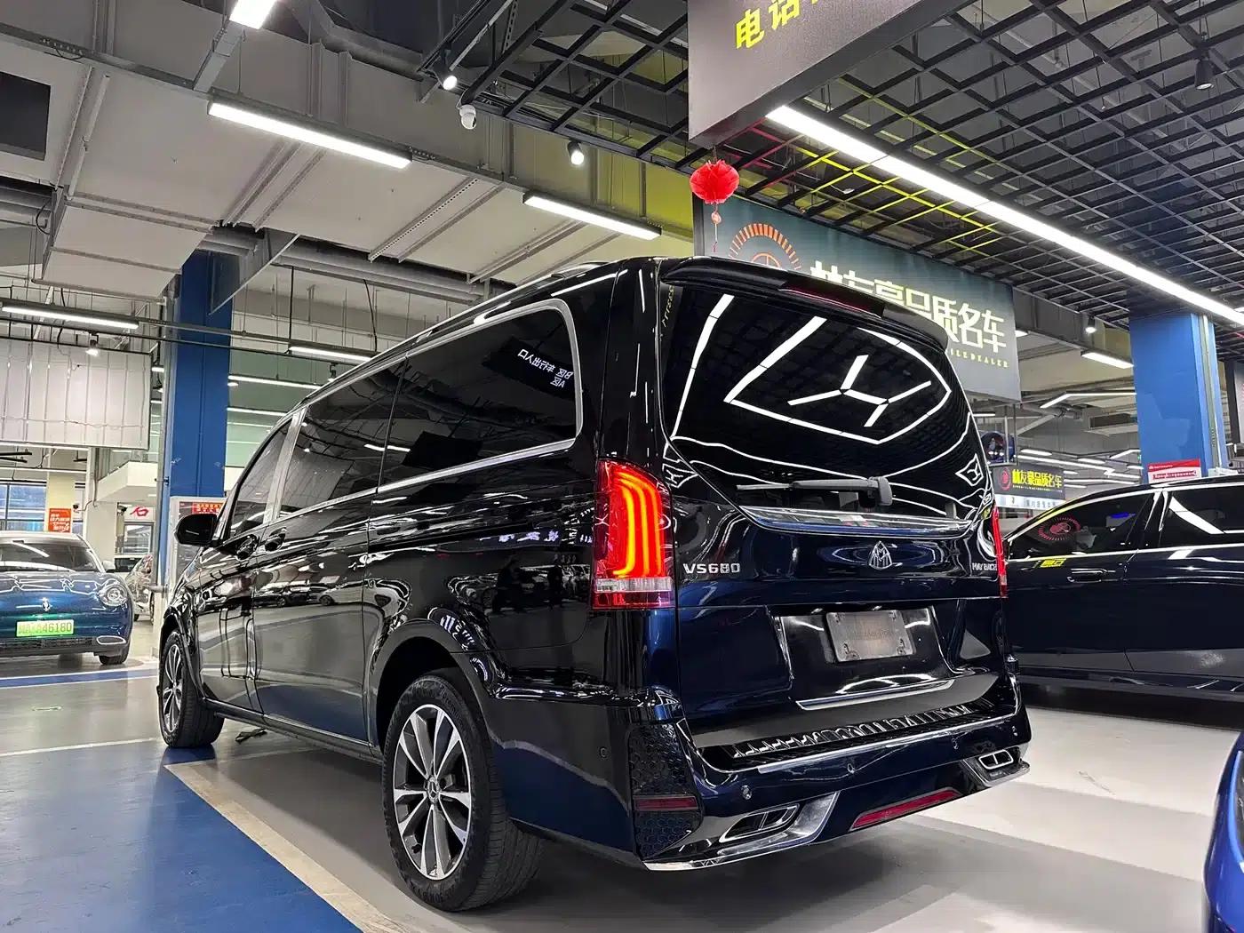 Mercedes-Benz V-Class 2020 V 260 Navigator Edition — миниатюра 4