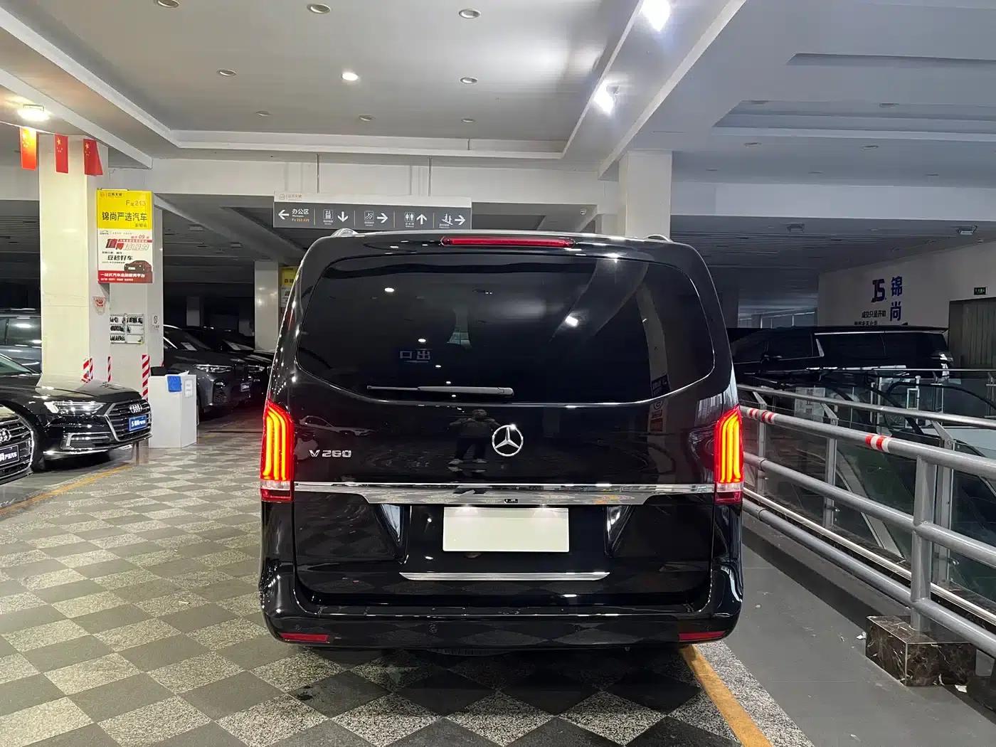 Mercedes-Benz V-Class 2017 V 260 Premium Edition — миниатюра 5