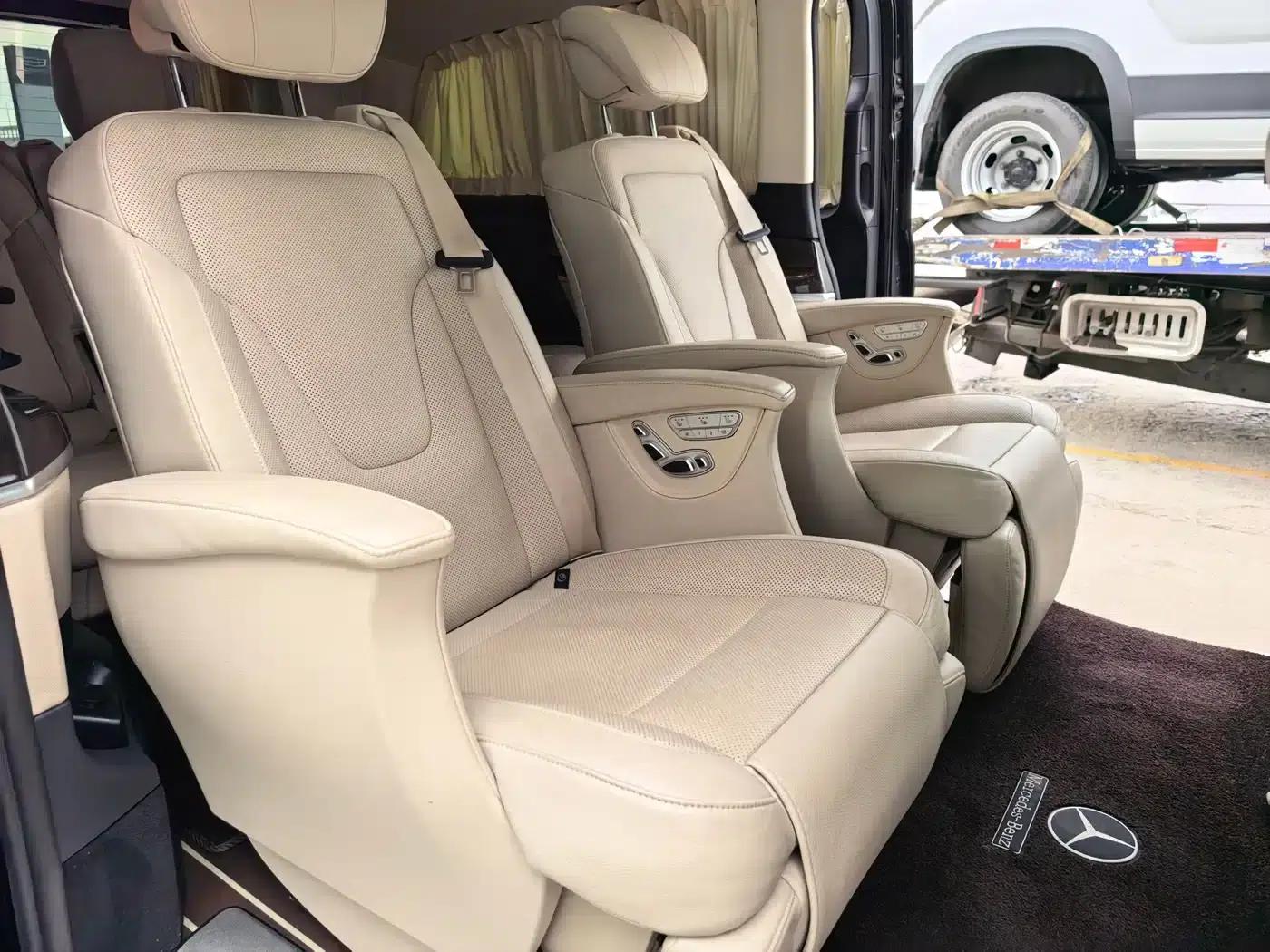 Mercedes-Benz V-Class 2018 V 260 L Premium Extended Edition (China VI Emission Standard) — миниатюра 8