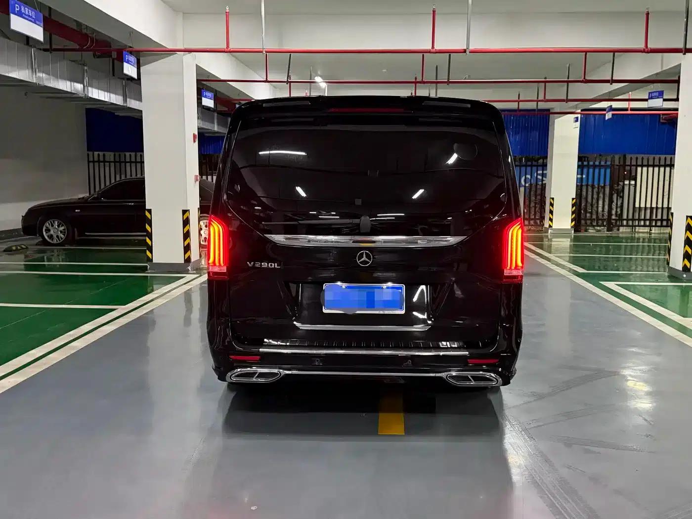 Mercedes-Benz V-Class 2022 V 260 L Long Wheelbase Luxury Edition — миниатюра 11
