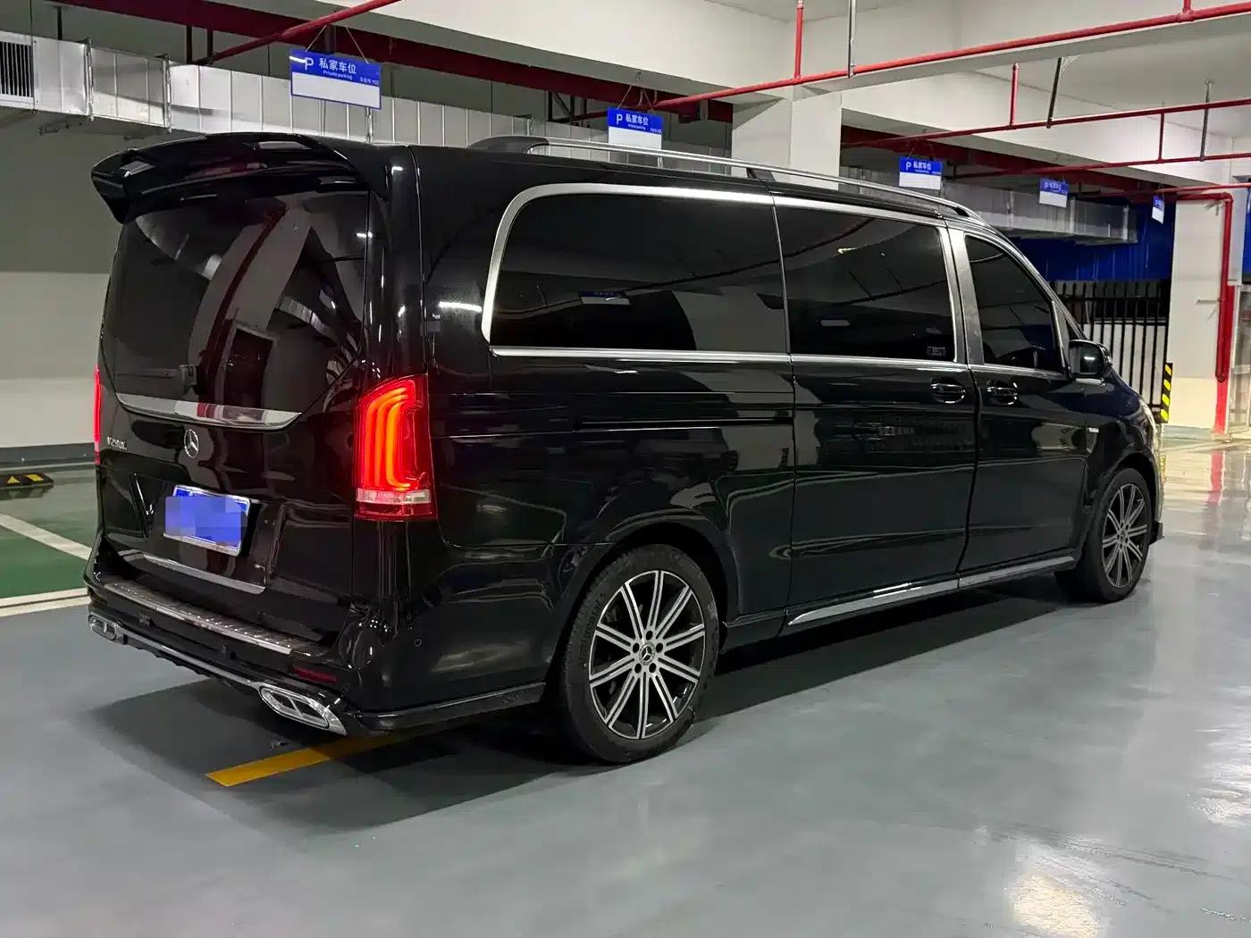 Mercedes-Benz V-Class 2022 V 260 L Long Wheelbase Luxury Edition — миниатюра 12