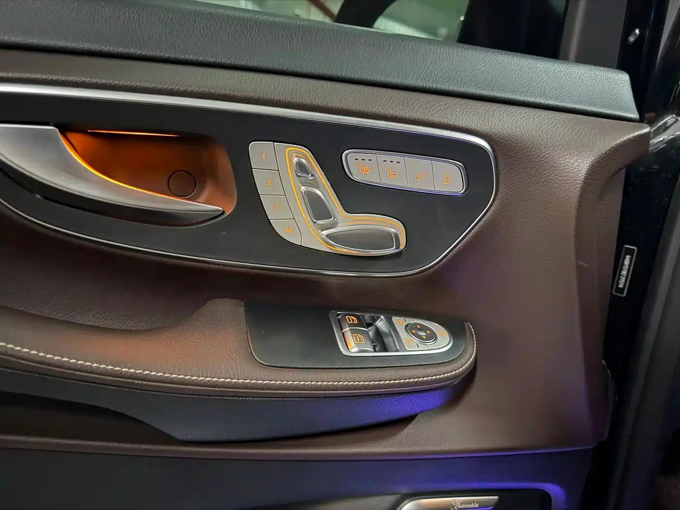 Mercedes-Benz V-Class 2022 V 260 L Long Wheelbase Luxury Edition — миниатюра 8