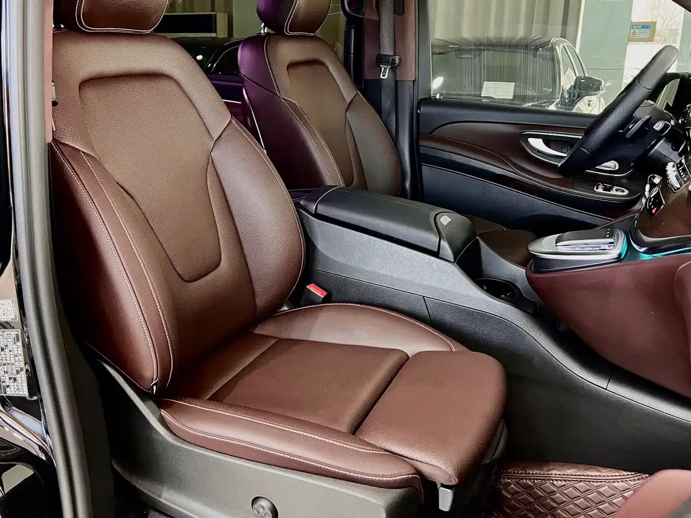 Mercedes-Benz V-Class 2022 V 260 L Long Wheelbase Premium Edition — миниатюра 8