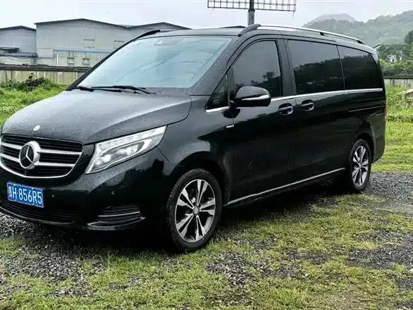 Mercedes-Benz V-Class 2016 V 260 Navigator Edition — миниатюра 1