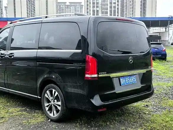 Mercedes-Benz V-Class 2016 V 260 Navigator Edition — миниатюра 4