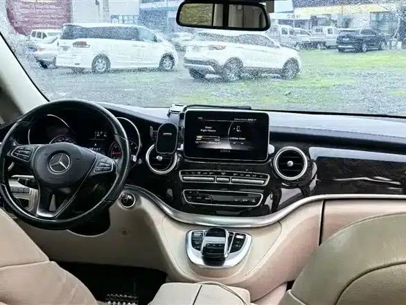 Mercedes-Benz V-Class 2016 V 260 Navigator Edition — миниатюра 9