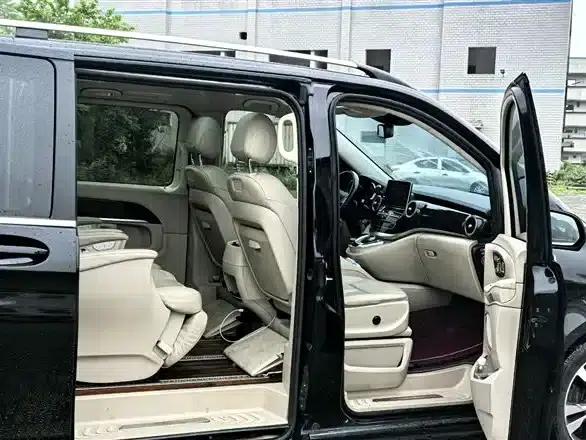 Mercedes-Benz V-Class 2016 V 260 Navigator Edition — миниатюра 10