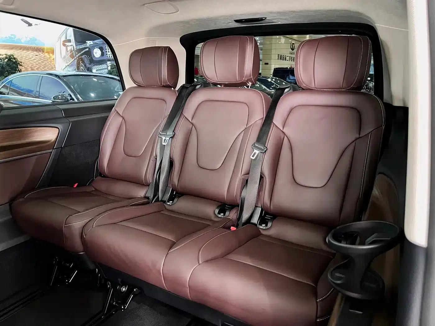 Mercedes-Benz V-Class 2022 V 260 L Long Wheelbase Luxury Edition — миниатюра 11