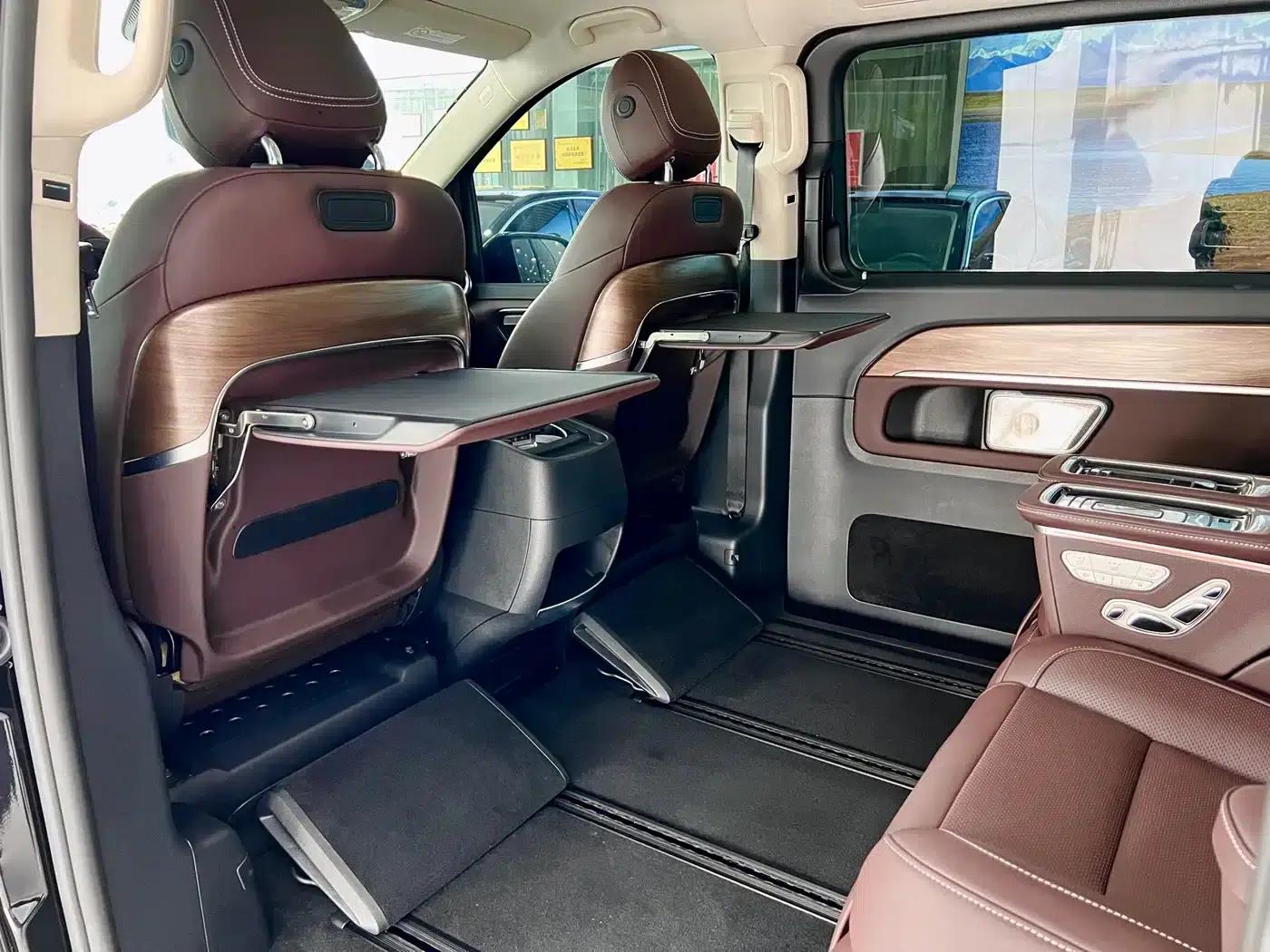 Mercedes-Benz V-Class 2022 V 260 L Long Wheelbase Luxury Edition — миниатюра 19