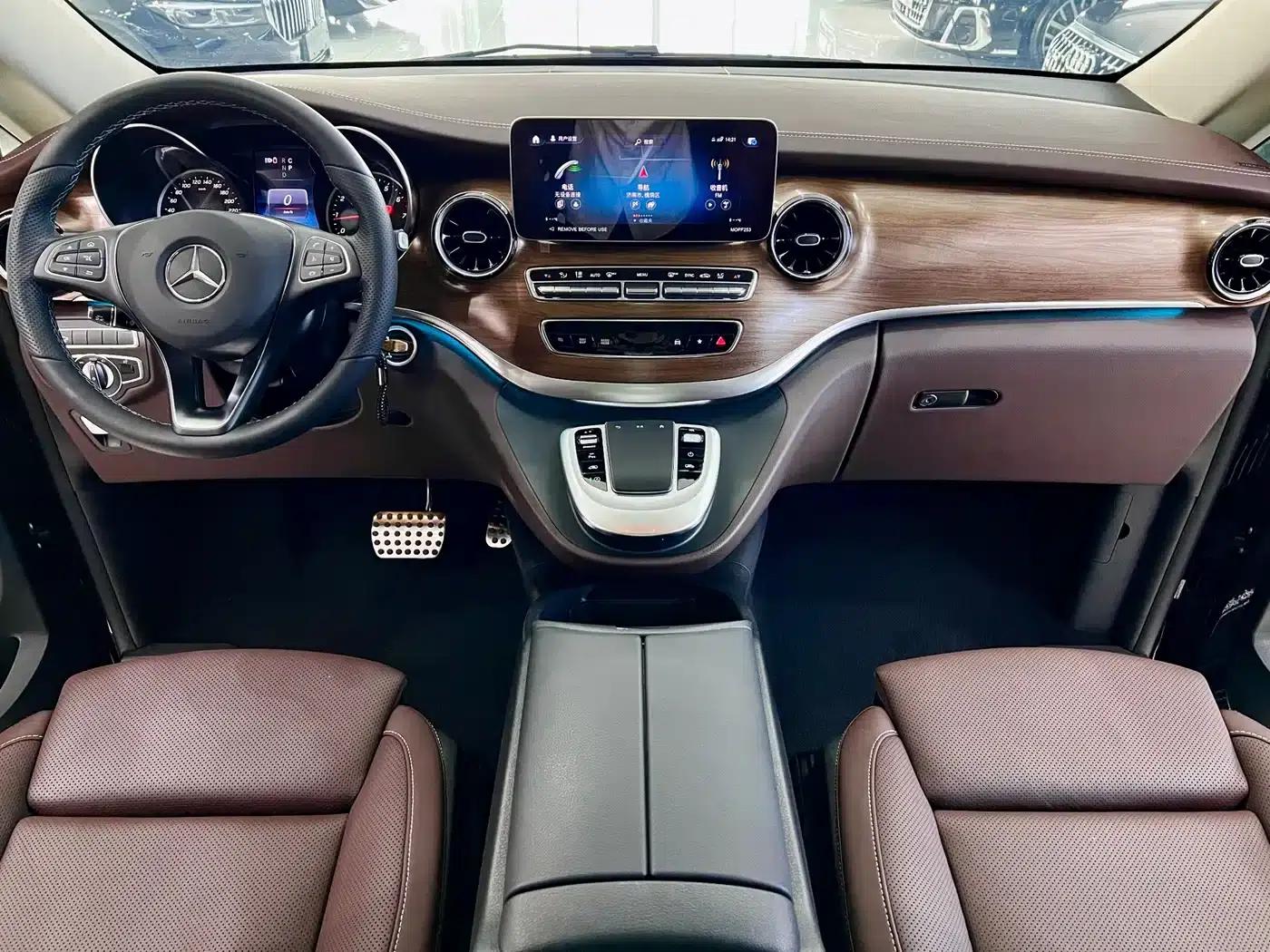 Mercedes-Benz V-Class 2022 V 260 L Long Wheelbase Luxury Edition — миниатюра 9