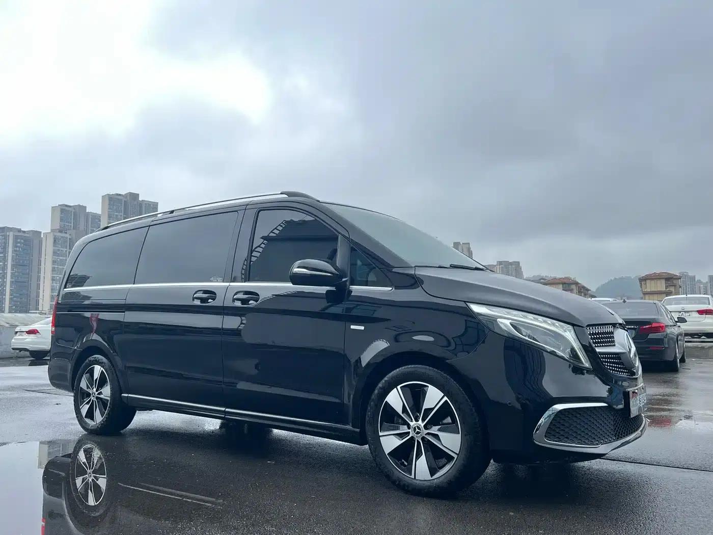 Mercedes-Benz V-Class 2022 V 260 Premium Edition — миниатюра 3