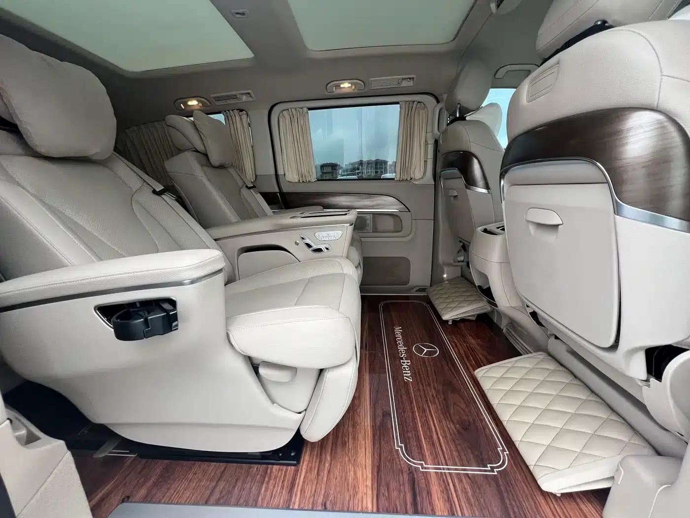 Mercedes-Benz V-Class 2022 V 260 Premium Edition — миниатюра 4