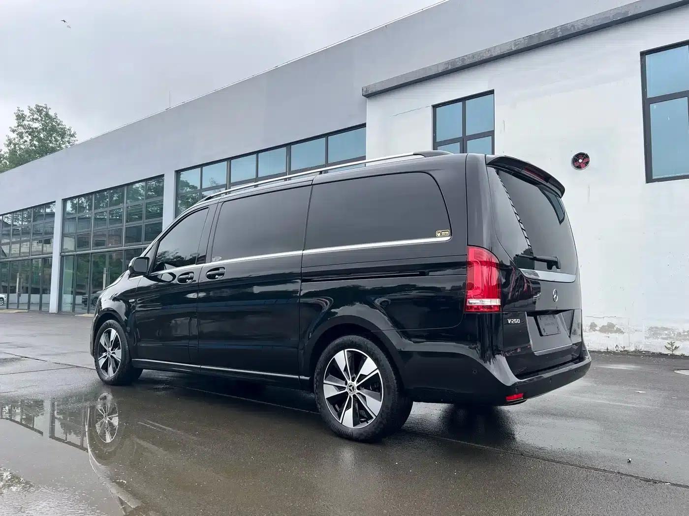 Mercedes-Benz V-Class 2022 V 260 Premium Edition — миниатюра 7