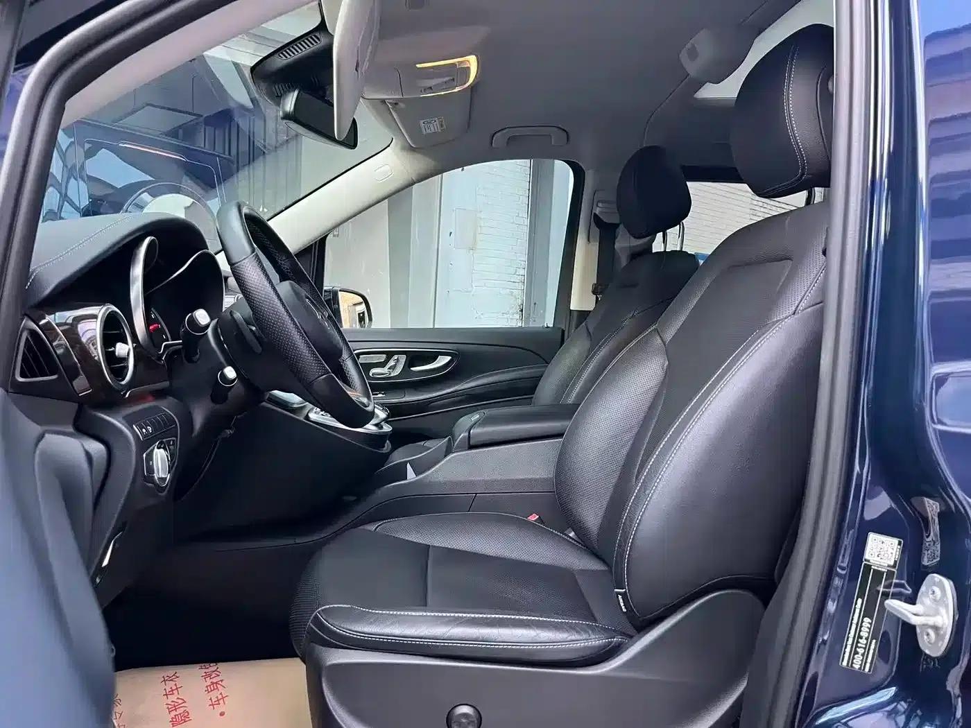 Mercedes-Benz V-Class 2017 V 260 L Premium Extended Edition — миниатюра 9