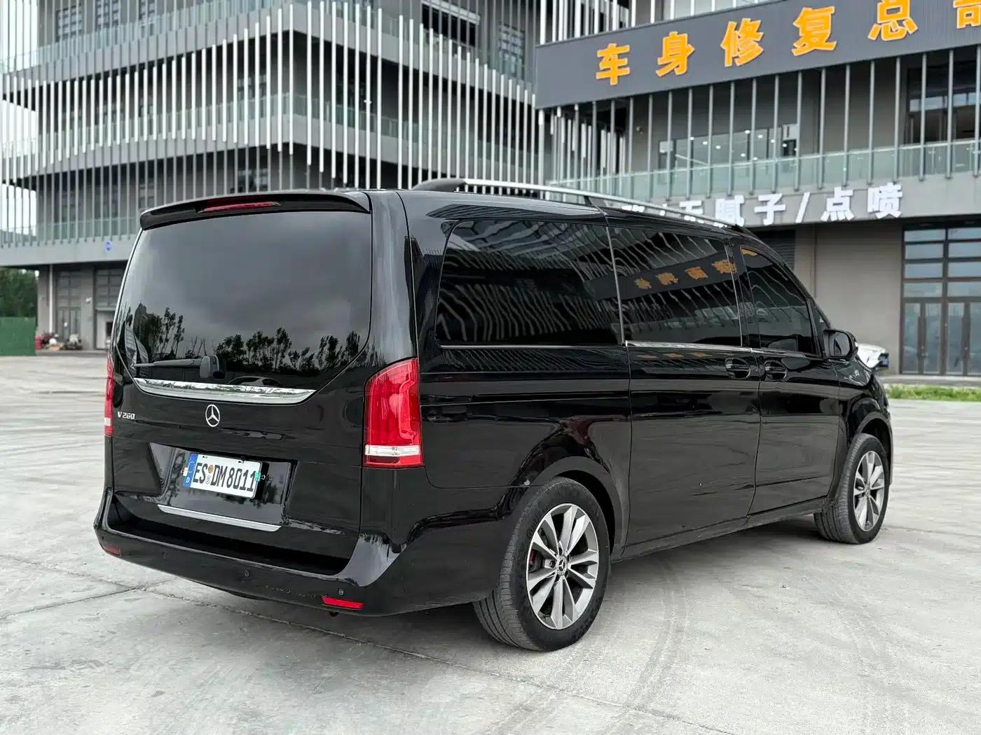 Mercedes-Benz V-Class 2020 V 260 Premium Edition — миниатюра 9