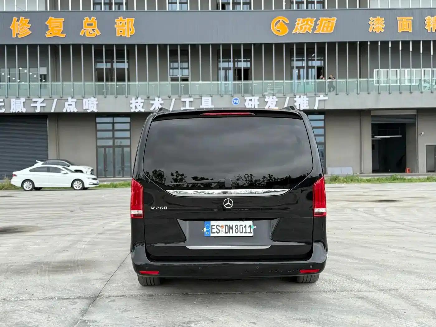 Mercedes-Benz V-Class 2020 V 260 Premium Edition — миниатюра 10