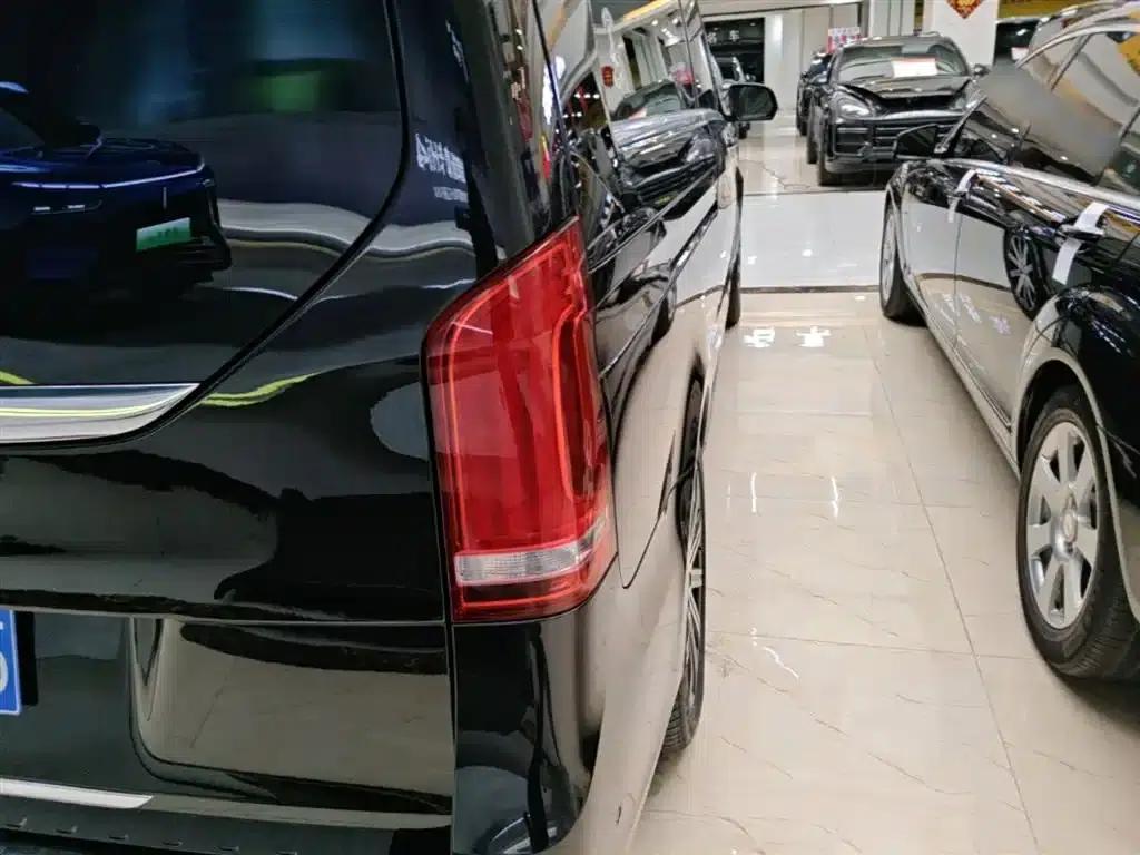 Mercedes-Benz V-Class 2021 V 260 L Long Wheelbase Luxury Edition — миниатюра 8